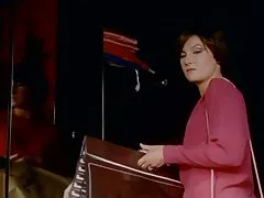 Jó feleség lehetővé teszi, hogy a férje, aki dugni