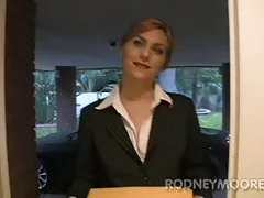 Szőrös punci molly póni rodney moore