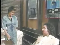 Rövid haj fehér üstök vs producer és rendező