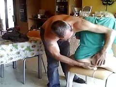 Én szőrös sarah dildoing egy idősebb férfi