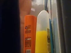 Fogott zuhanyzó rejtett kamera meztelen anya
