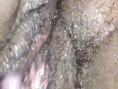 Ebony nedves szőrös pina solo játék